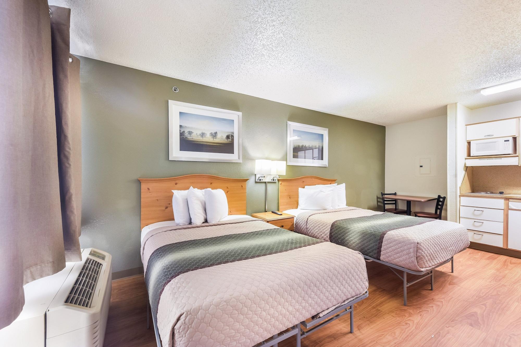 Hometowne Studios By Red Roof Dallas - North Addison - Tollway Екстериор снимка